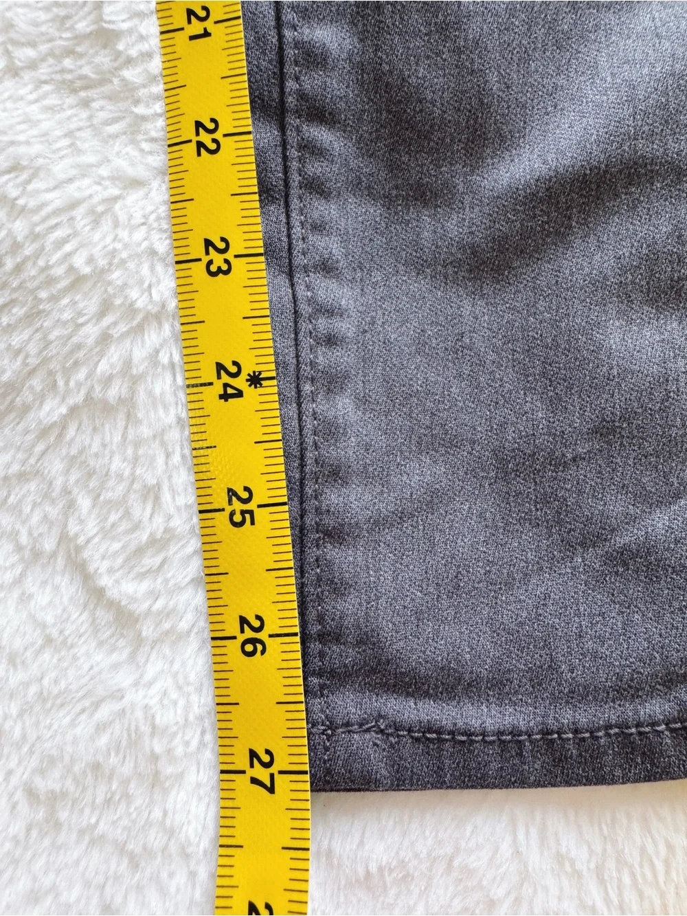 Banana Republic brand banana